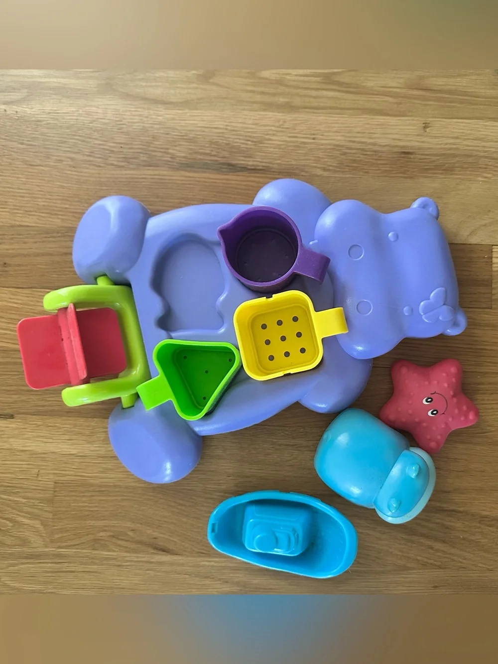 N/A floating hippo
